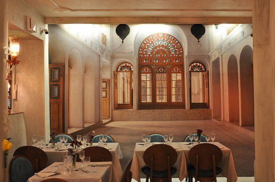 Cardamomo Persian Palace